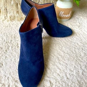 Vince Camuto heels